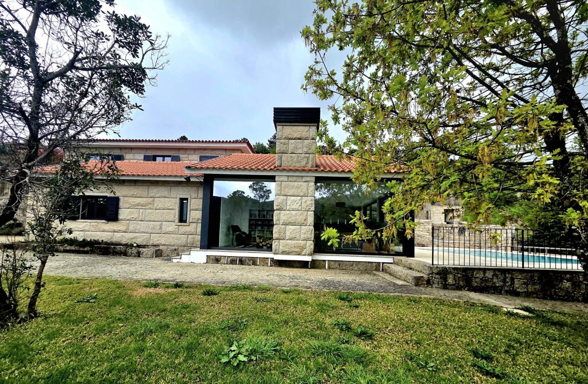 Casa Fraga Do Suadouro Ferienhaus *